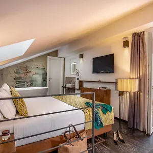 3* Hotel Navona Essence
